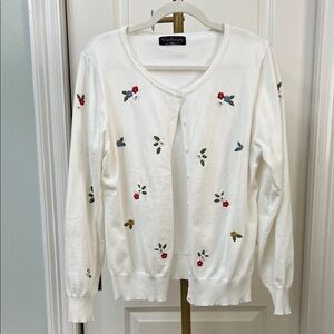 Women's White Floral Embroidered Cardigan